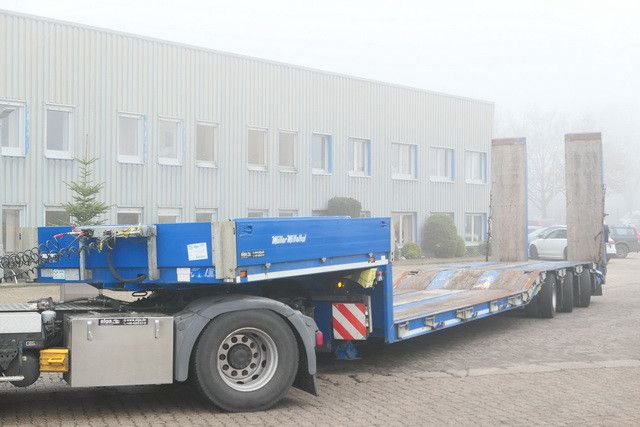 Müller-Mitteltal TTS-VLL 30,0 Profi, Tiefbett, Rampen, Gelenkt - Semirimorchio pianale ribassato: foto 2 Müller-Mitteltal TTS-VLL 30,0 Profi, Tiefbett, Rampen, Gelenkt - Semirimorchio pianale ribassato: foto 2