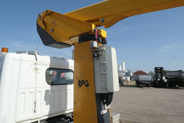Piattaforma autocarrata, Furgone Nissan 32.12 4x2, 11m Arbeitshühe, Klima, 3x am Lager: foto 10