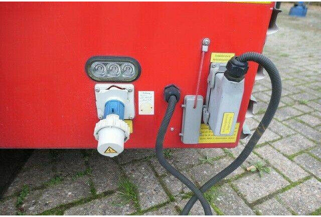 ROSENBAUER ROSENBAUER/Feuerwehr/Wasserwerfer - Autopompa: foto 3 ROSENBAUER ROSENBAUER/Feuerwehr/Wasserwerfer - Autopompa: foto 3