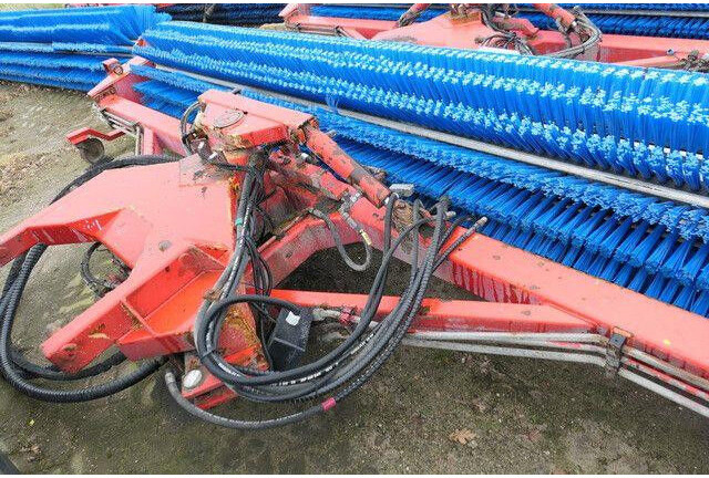 Schmidt CJS 914 Super Walzenbürste, Kehrbesen, 4.2mtr. - Spazzola: foto 3 Schmidt CJS 914 Super Walzenbürste, Kehrbesen, 4.2mtr. - Spazzola: foto 3