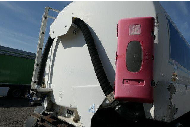 Tank Bunge TAA 22.5/3A3, 3 Kammern,Oben- und Untenbefüllung - Rimorchio cisterna: foto 5 Tank Bunge TAA 22.5/3A3, 3 Kammern,Oben- und Untenbefüllung - Rimorchio cisterna: foto 5