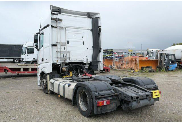 Mercedes-Benz 1843 Actros 4x2, Retarder, 2x Tank, AC, Lowliner - Trattore stradale: foto 3 Mercedes-Benz 1843 Actros 4x2, Retarder, 2x Tank, AC, Lowliner - Trattore stradale: foto 3