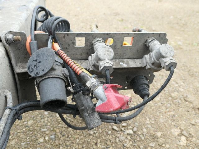 WEKA ZAA-WA-7.75-1X10, BDF, 1-Achser, Luftfed. - Rimorchio portacontainer/ Caisse interchangeable: foto 5 WEKA ZAA-WA-7.75-1X10, BDF, 1-Achser, Luftfed. - Rimorchio portacontainer/ Caisse interchangeable: foto 5