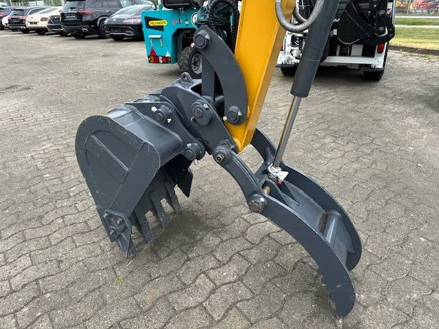 XCMG XE35, Gummikette, Greifer + Hammer, Klima,Yanmar - Miniescavatore: foto 4 XCMG XE35, Gummikette, Greifer + Hammer, Klima,Yanmar - Miniescavatore: foto 4