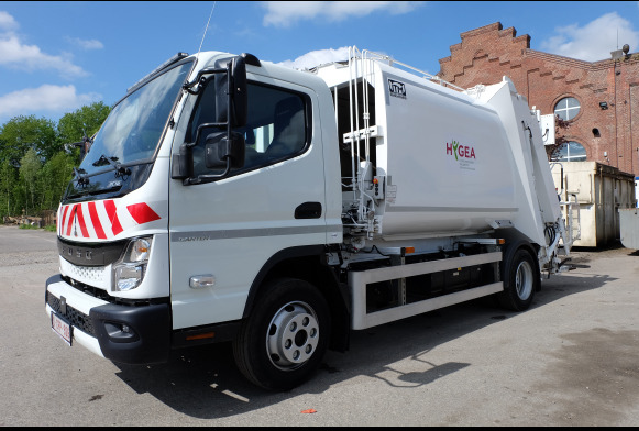 REF : 1 - Camion Poubelle Fuso Canter - Camion immondizia: foto 3 REF : 1 - Camion Poubelle Fuso Canter - Camion immondizia: foto 3