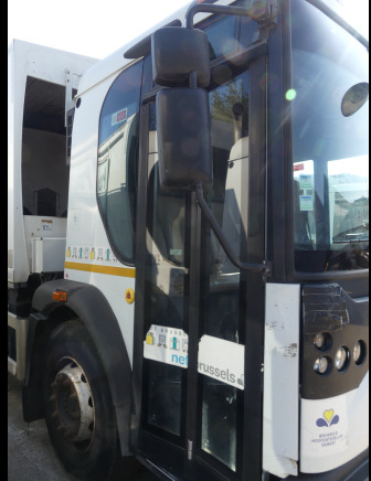 REF:8443 - Camion poubelle Renault Access (2013-128.985 km) - Camion immondizia: foto 4 REF:8443 - Camion poubelle Renault Access (2013-128.985 km) - Camion immondizia: foto 4