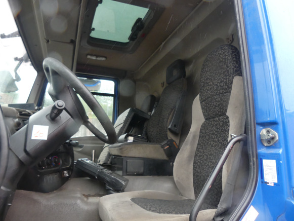 REF:BX-PS-13 - Camion poubelle DAF FAG CF 75 (2010-390.475 km) - Camion immondizia: foto 5 REF:BX-PS-13 - Camion poubelle DAF FAG CF 75 (2010-390.475 km) - Camion immondizia: foto 5