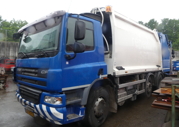 REF:BX-PS-13 - Camion poubelle DAF FAG CF 75 (2010-390.475 km) - Camion immondizia: foto 1 REF:BX-PS-13 - Camion poubelle DAF FAG CF 75 (2010-390.475 km) - Camion immondizia: foto 1