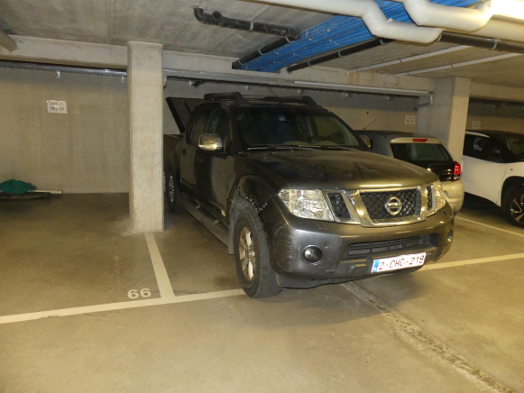 Voiture Nissan NAVARA 2.5 (2012-237.396 km) - Autovettura: foto 2 Voiture Nissan NAVARA 2.5 (2012-237.396 km) - Autovettura: foto 2