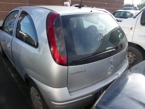 Voiture Opel Corsa - Autovettura: foto 3 Voiture Opel Corsa - Autovettura: foto 3