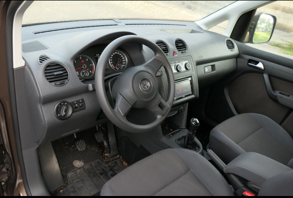 Voiture Volkswagen Caddy (2014-152.805 km) - Autovettura: foto 4 Voiture Volkswagen Caddy (2014-152.805 km) - Autovettura: foto 4