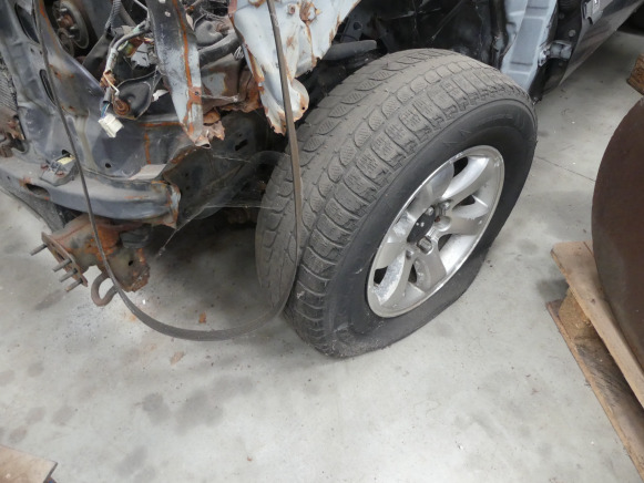 Voiture (pour pièces) Toyota Land Cruiser (J12) - Autovettura: foto 2 Voiture (pour pièces) Toyota Land Cruiser (J12) - Autovettura: foto 2