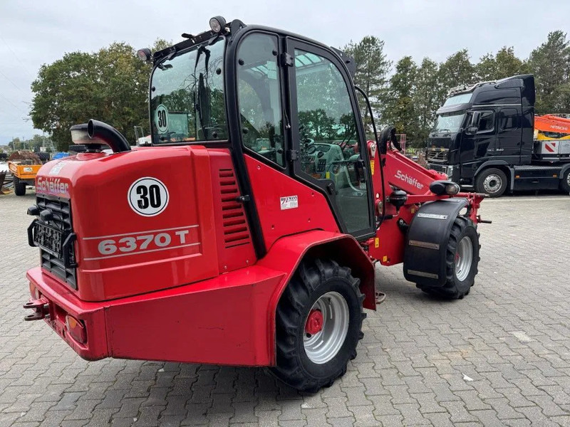 Schäffer 6370T Bouwjaar 2015 - Pala gommata telescopica: foto 4 Schäffer 6370T Bouwjaar 2015 - Pala gommata telescopica: foto 4
