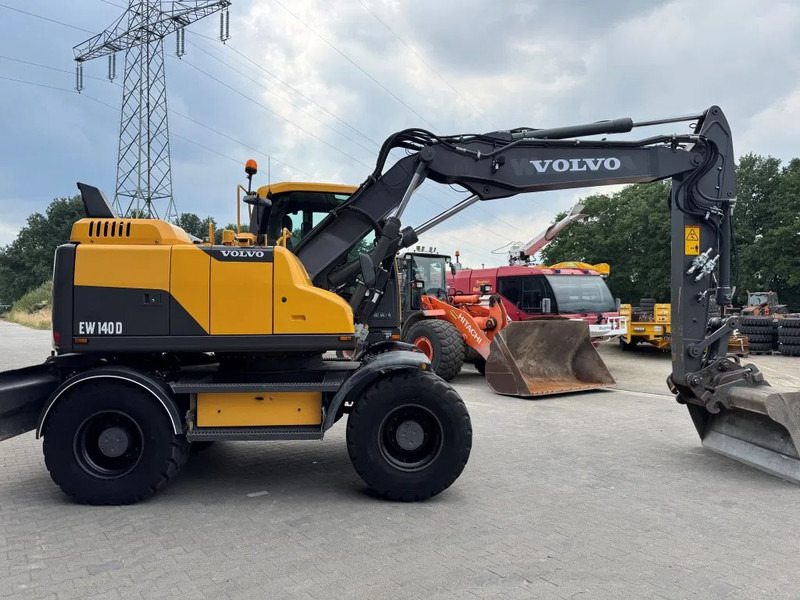 Escavatore gommato Volvo EW140D 2017 10000 uur ! NETTE NEDERLANDSE MACHINE: foto 7