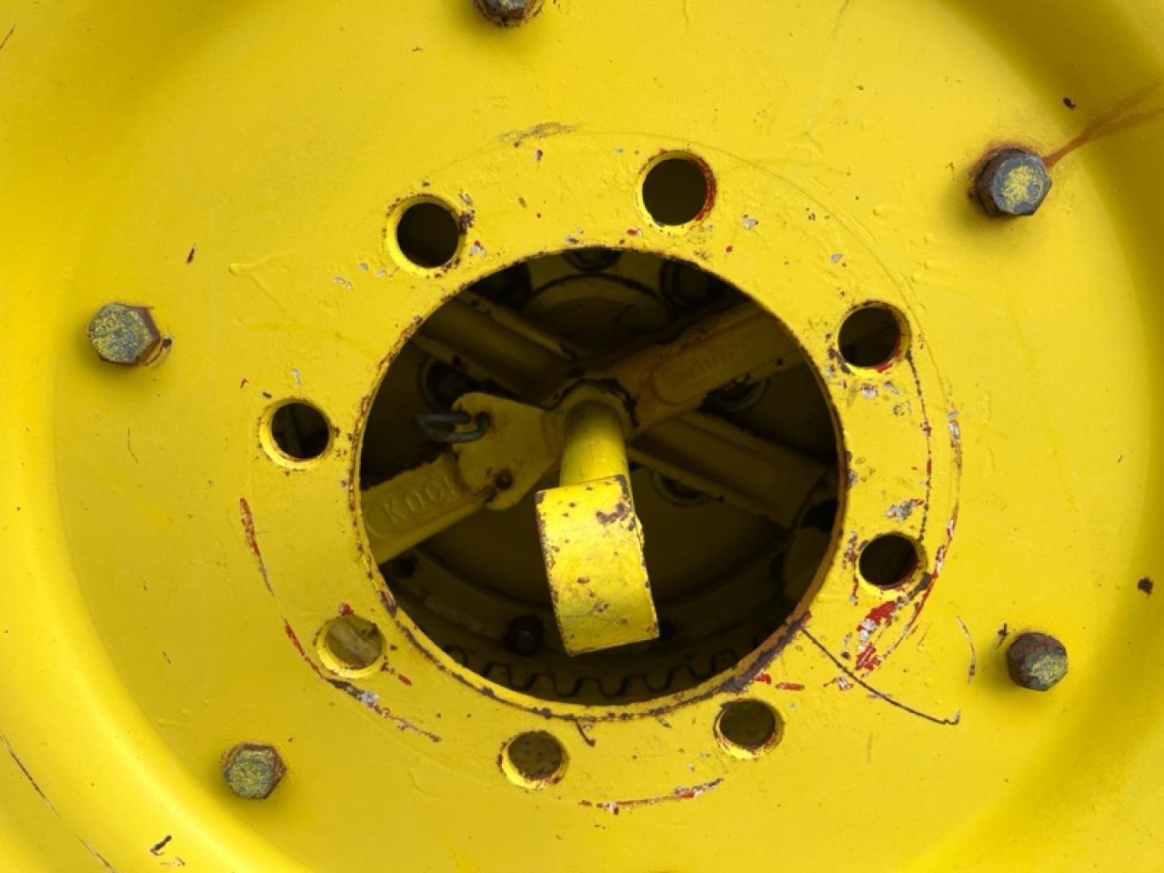 Alliance 13.6R48 inkl. KN Kupplung - Pneumatico per Macchina agricola: foto 2 Alliance 13.6R48 inkl. KN Kupplung - Pneumatico per Macchina agricola: foto 2