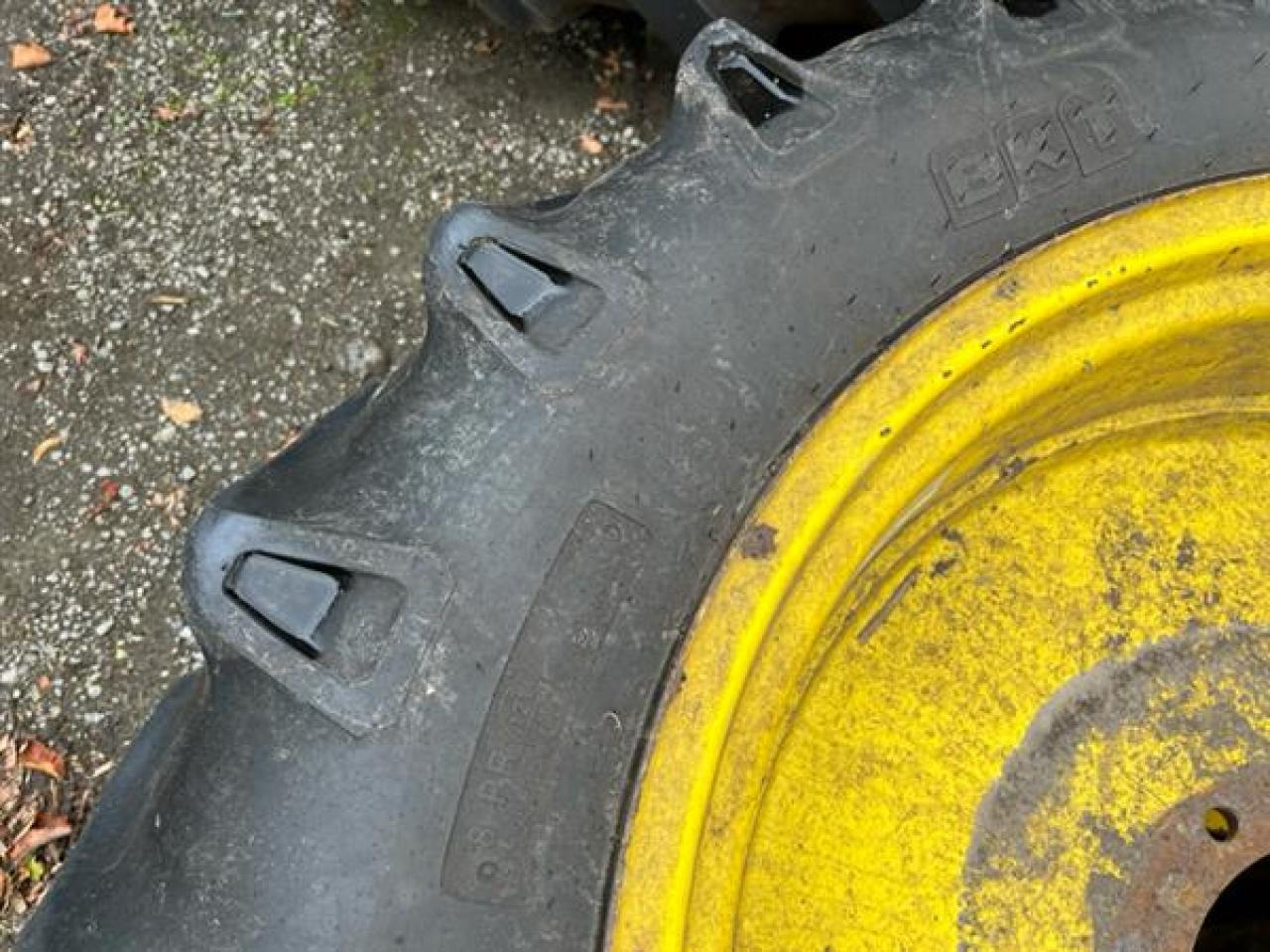 BKT 12.4-32 - Pneumatico per Macchina agricola: foto 4 BKT 12.4-32 - Pneumatico per Macchina agricola: foto 4