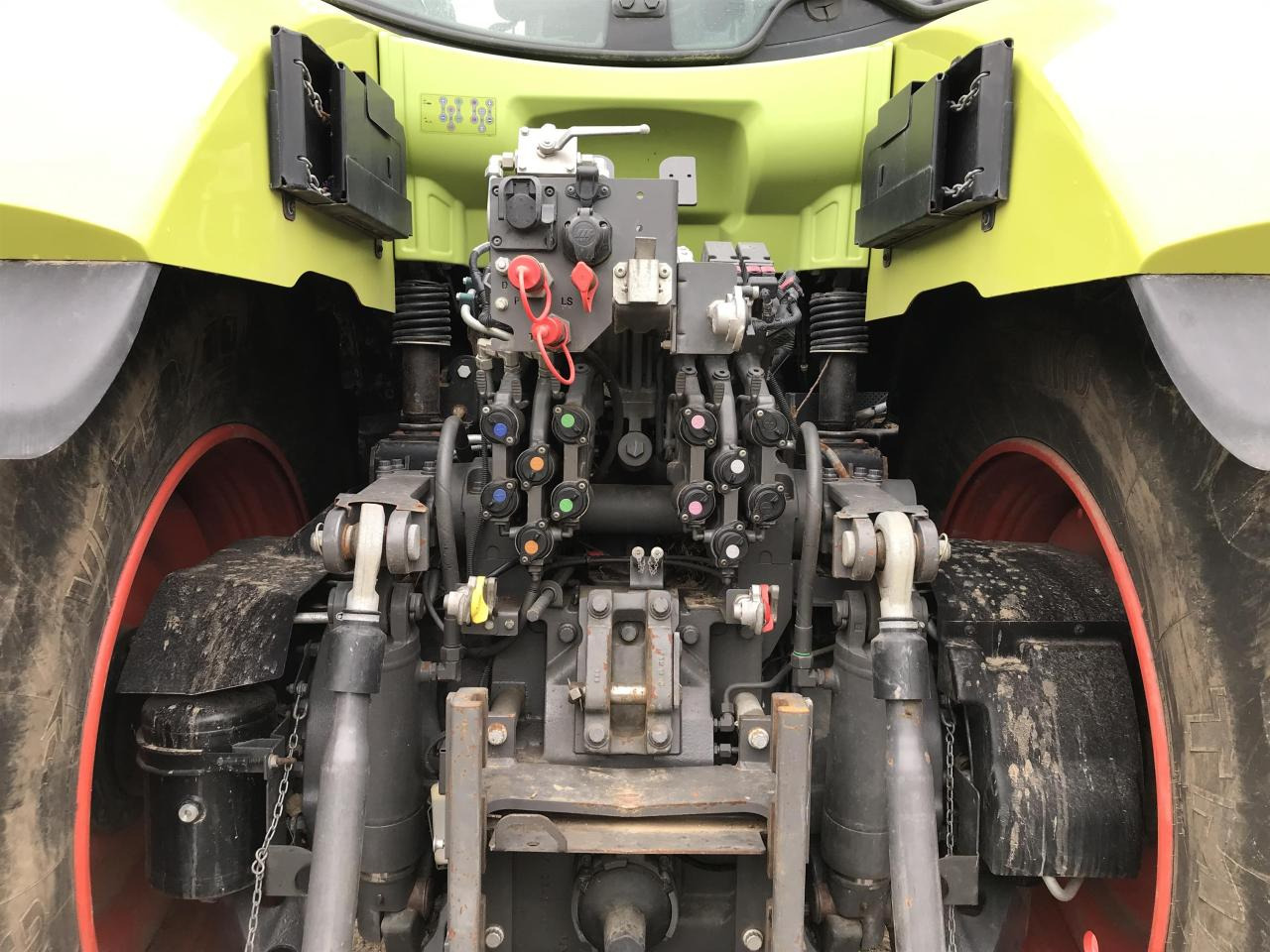 Trattore CLAAS Axion 950: foto 6