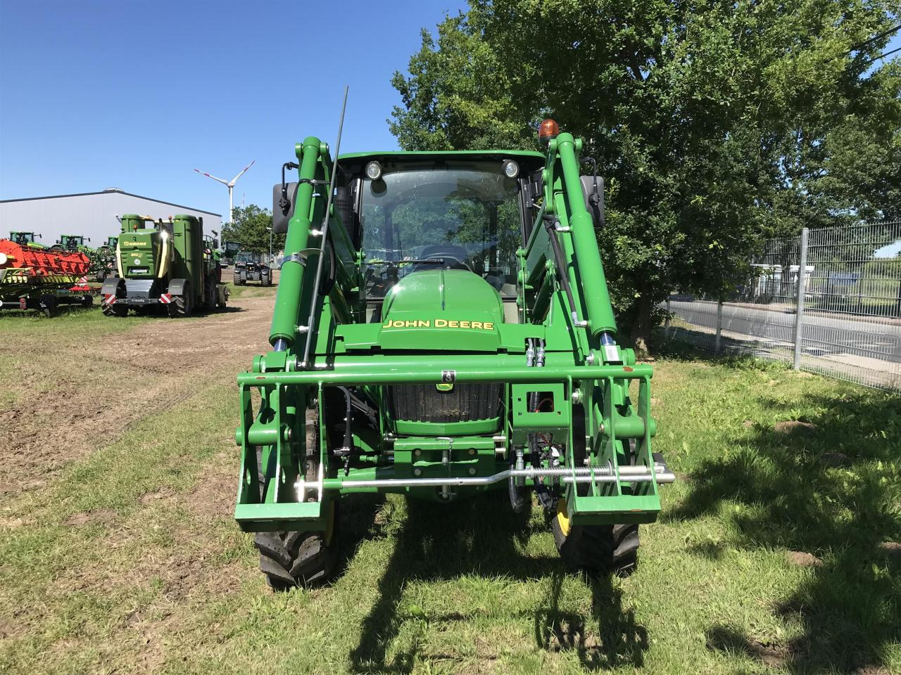 John Deere 5075E - Trattore: foto 4 John Deere 5075E - Trattore: foto 4