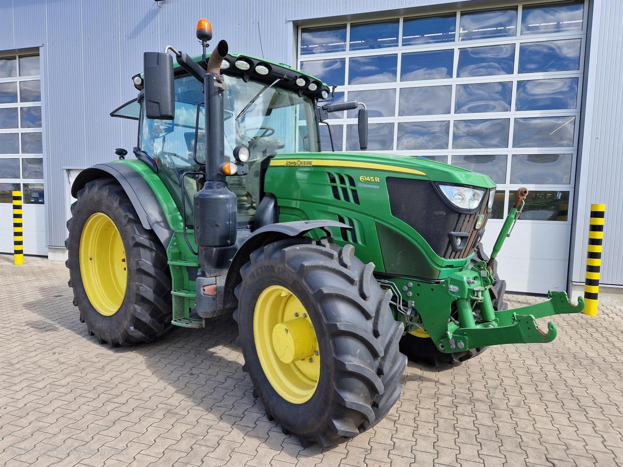 John Deere 6145R - Trattore: foto 1 John Deere 6145R - Trattore: foto 1