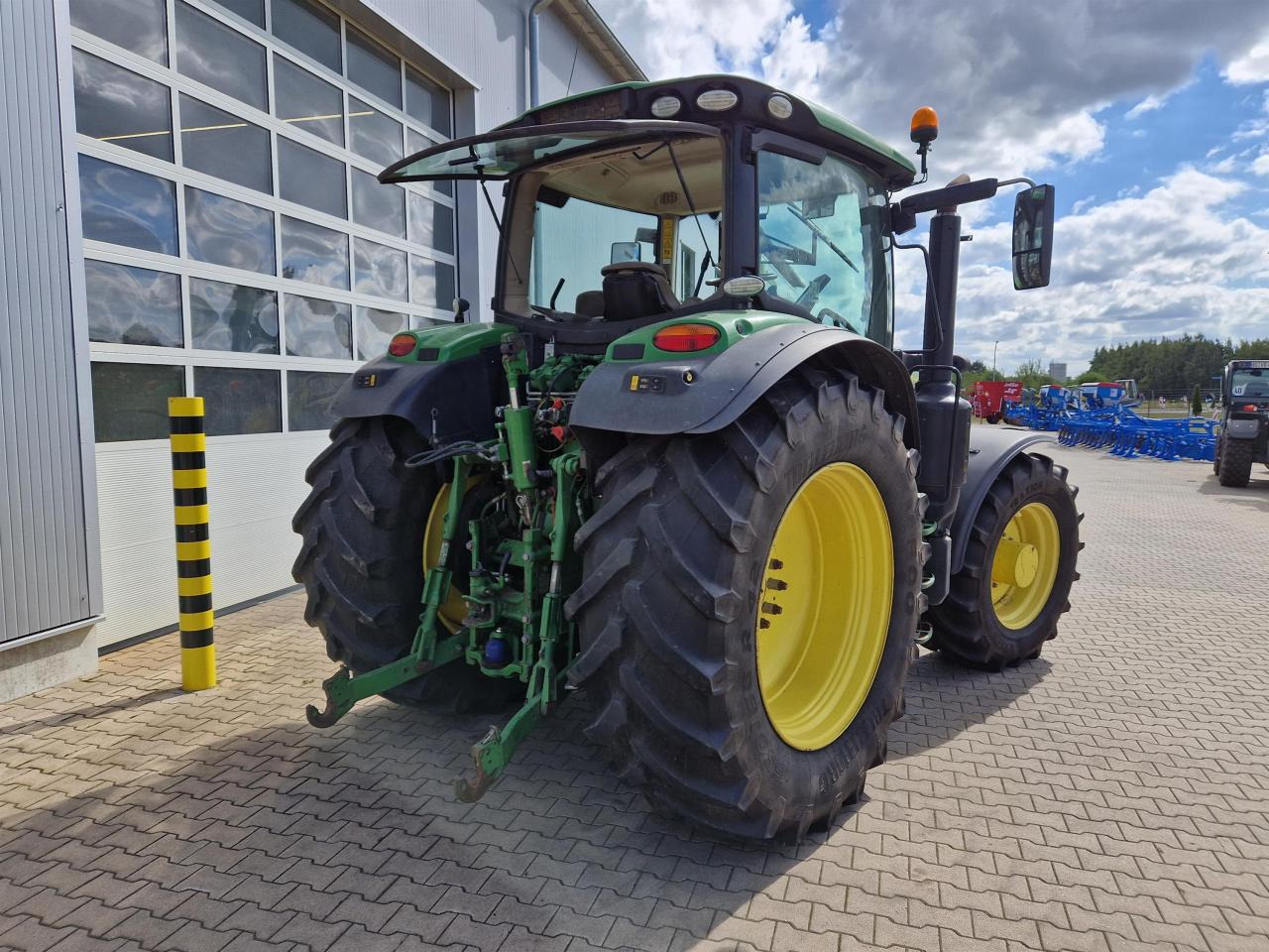 John Deere 6145R - Trattore: foto 3 John Deere 6145R - Trattore: foto 3