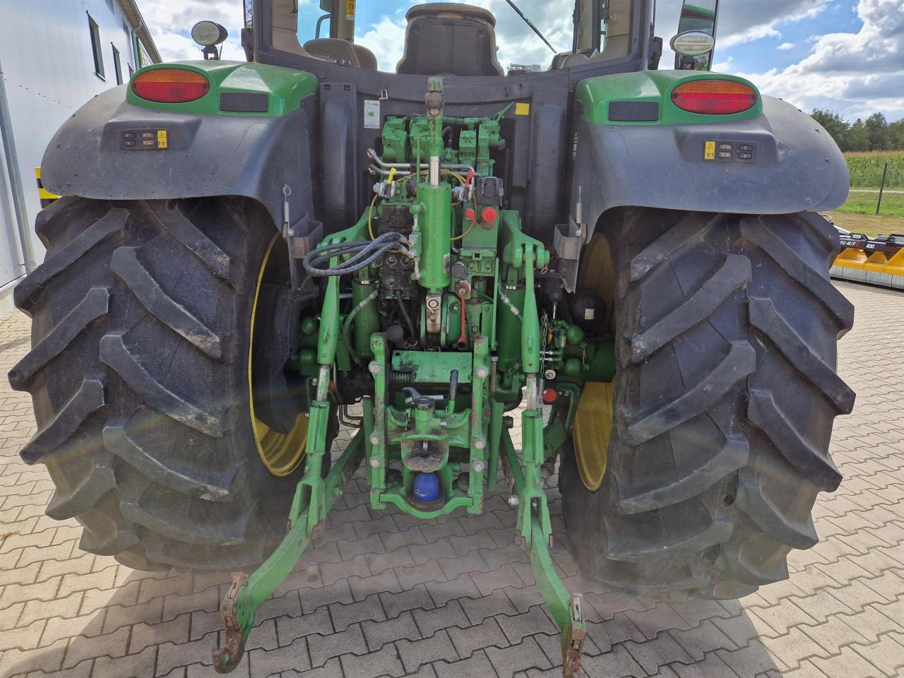 John Deere 6145R - Trattore: foto 4 John Deere 6145R - Trattore: foto 4