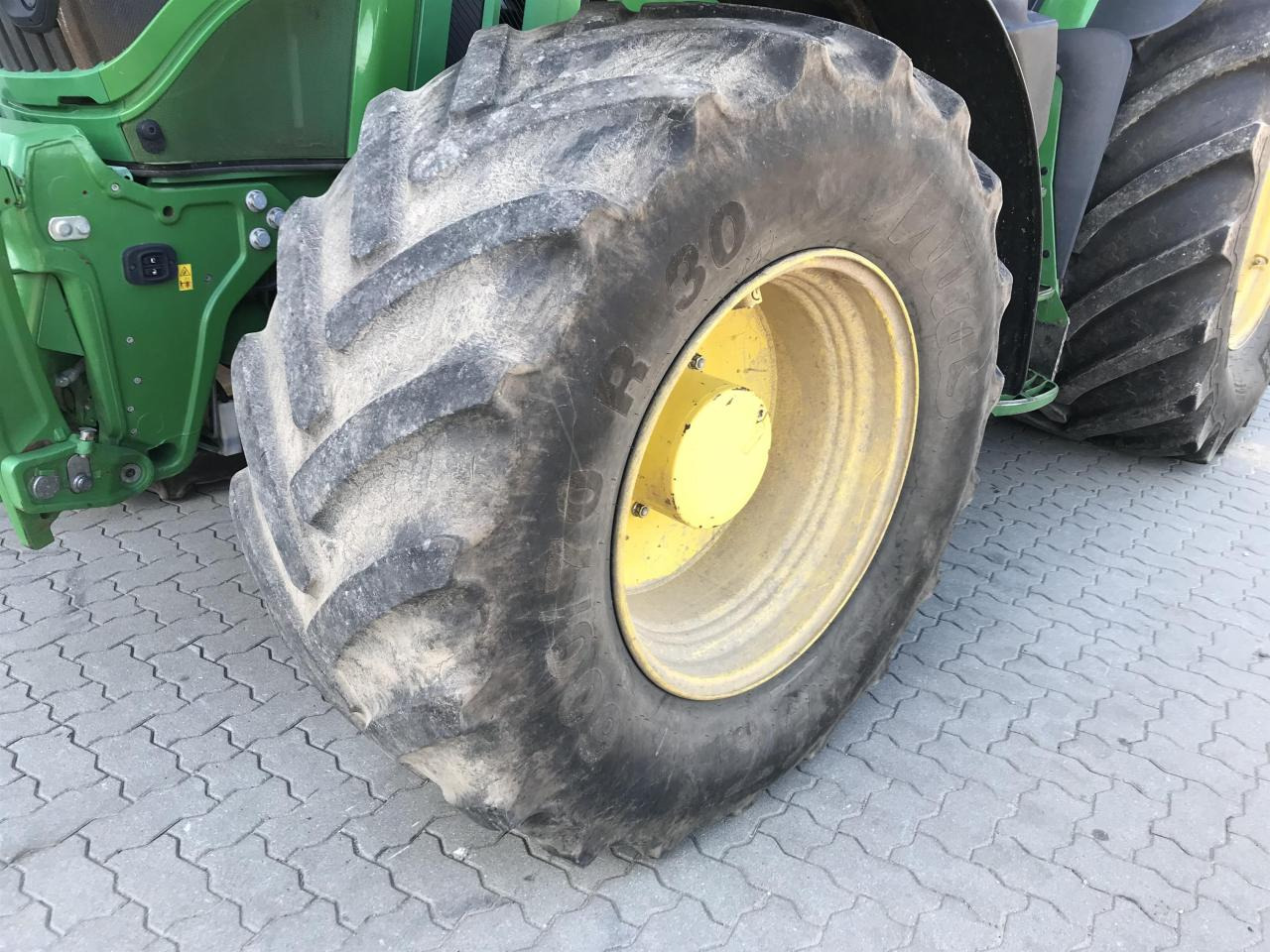 Trattore John Deere 6230R: foto 12 Trattore John Deere 6230R: foto 12