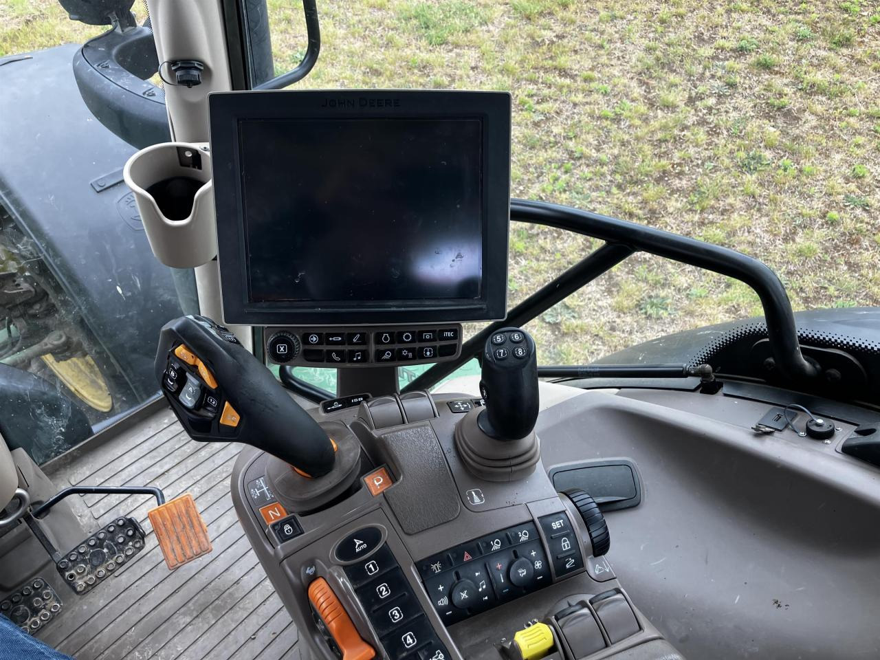 Trattore John Deere 6250R: foto 9