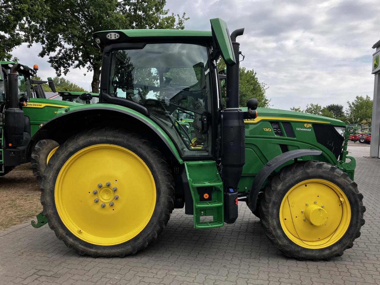 John Deere 6R 130 - Trattore: foto 2 John Deere 6R 130 - Trattore: foto 2