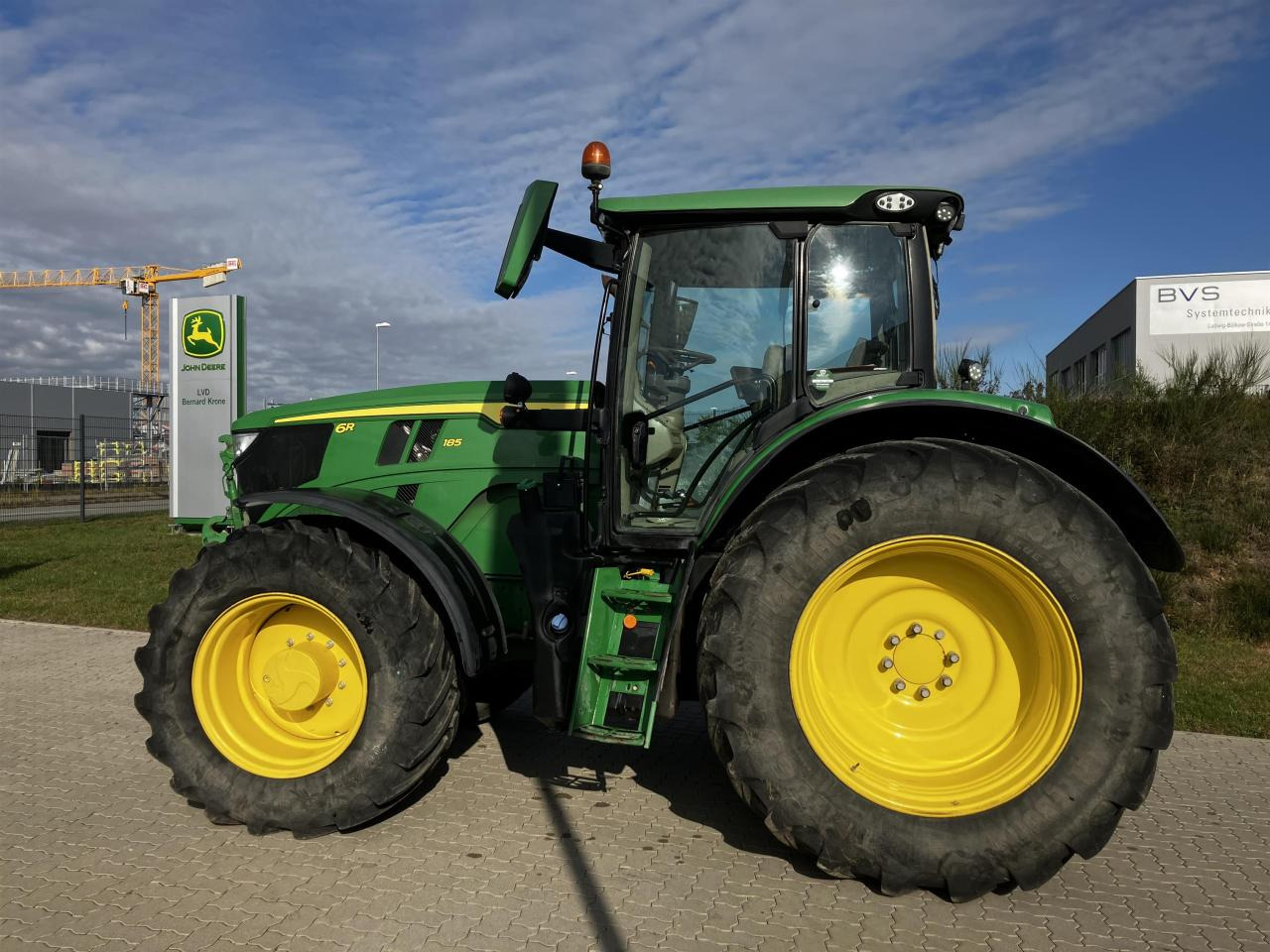 John Deere 6R 185 - Trattore: foto 1 John Deere 6R 185 - Trattore: foto 1