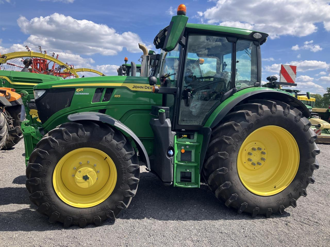 John Deere 6R 185 - Trattore: foto 1 John Deere 6R 185 - Trattore: foto 1