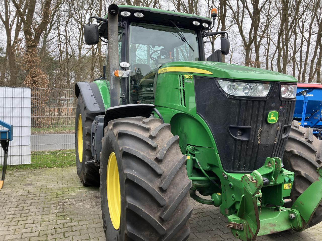 John Deere 7230R - Trattore: foto 2 John Deere 7230R - Trattore: foto 2