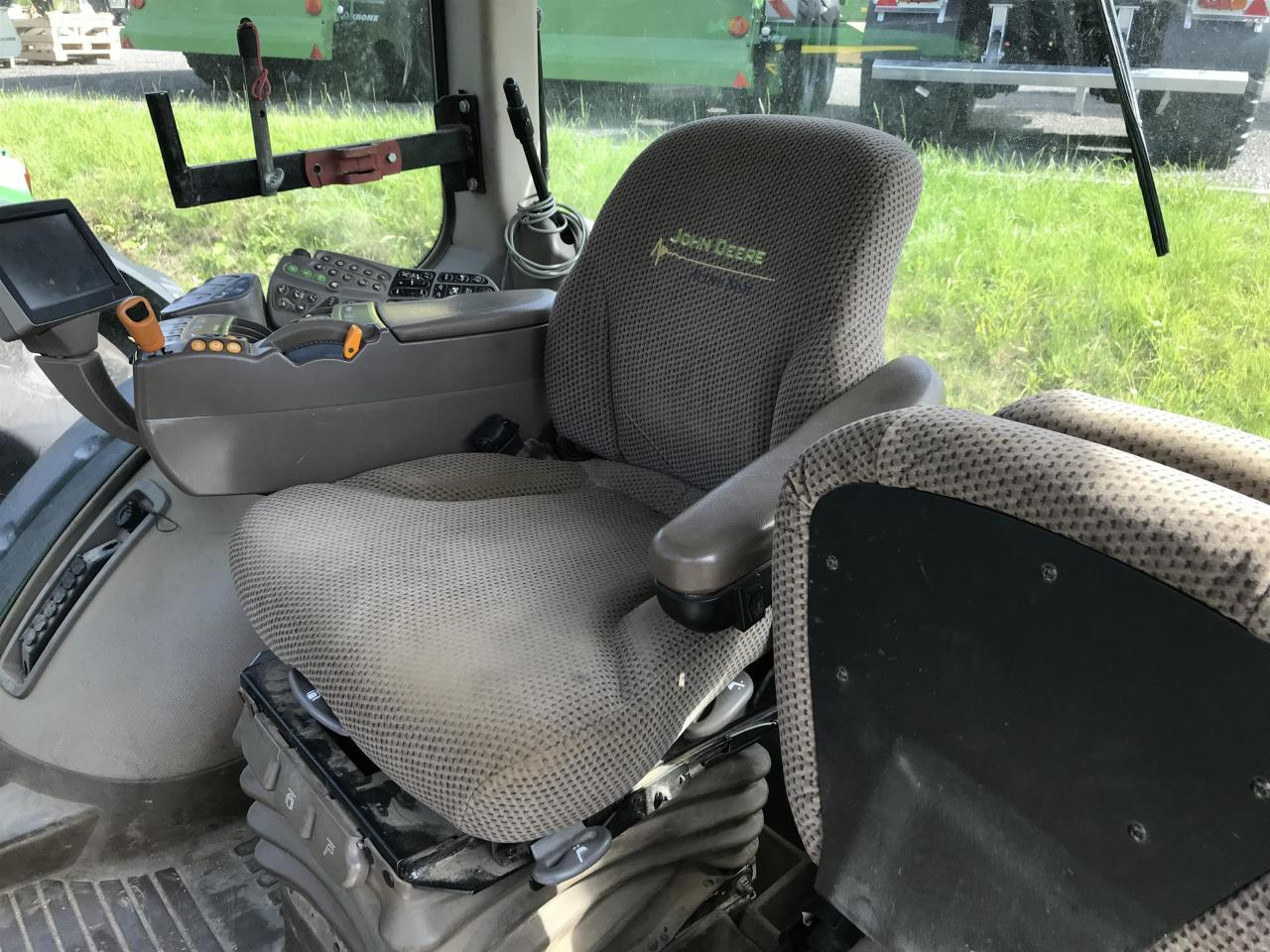 Trattore John Deere 7230R: foto 6 Trattore John Deere 7230R: foto 6