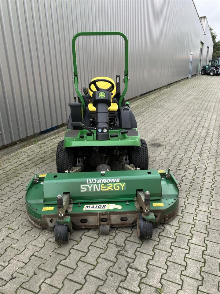 John Deere F1570 Frontmäher - Tagliaerba: foto 2 John Deere F1570 Frontmäher - Tagliaerba: foto 2