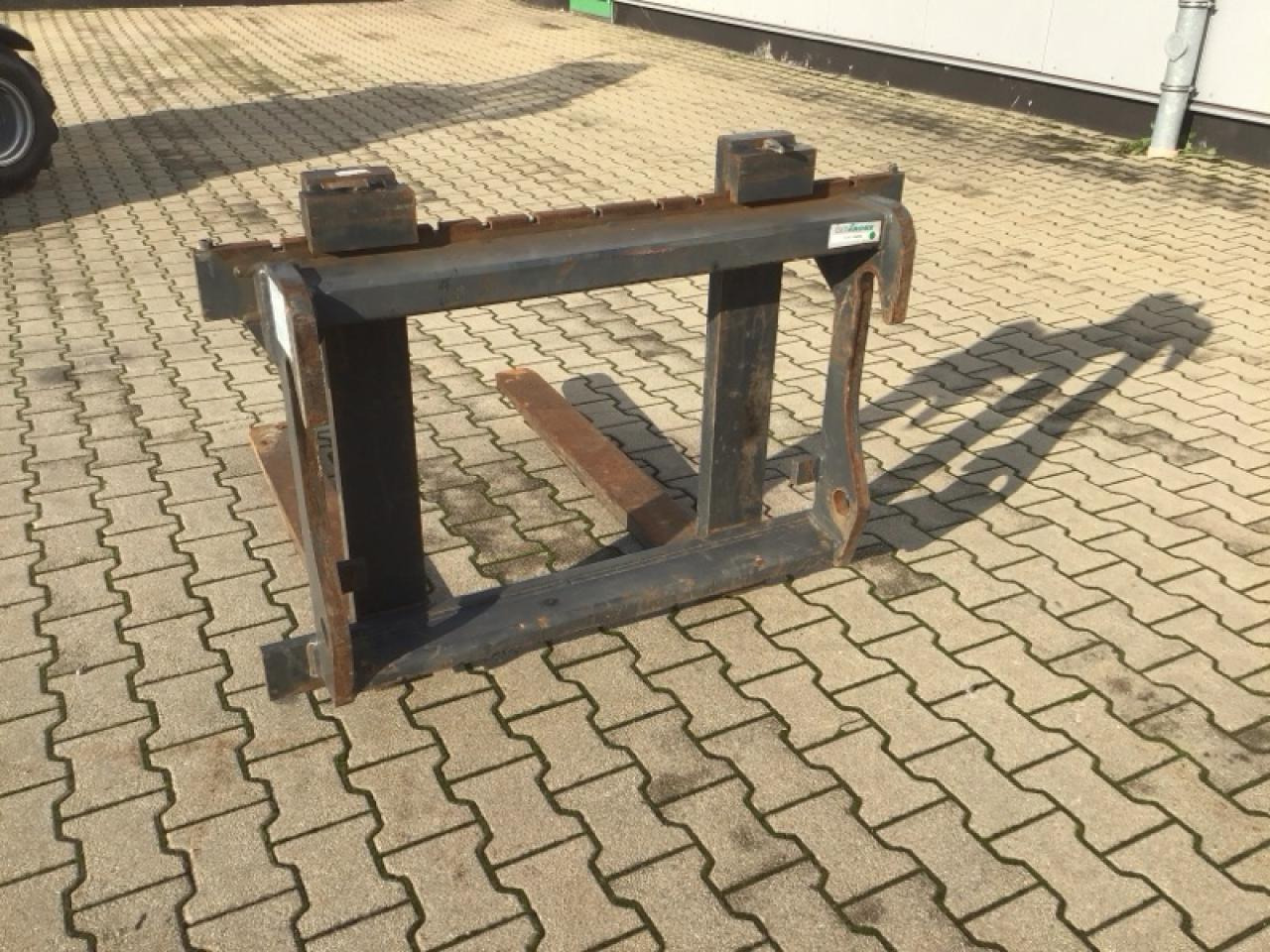 Kramer 1200 mm Palettengabel - Caricatore frontale per trattori: foto 3 Kramer 1200 mm Palettengabel - Caricatore frontale per trattori: foto 3