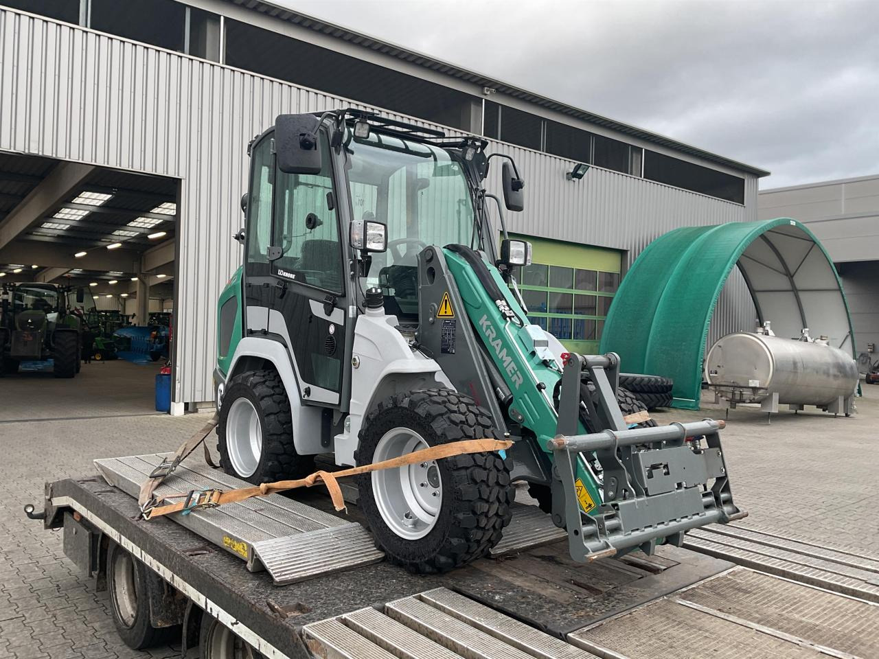 Pala gommata Kramer KL14.5: foto 6