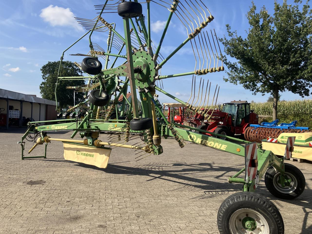 Krone SWADRO 810 - Voltafieno: foto 4 Krone SWADRO 810 - Voltafieno: foto 4