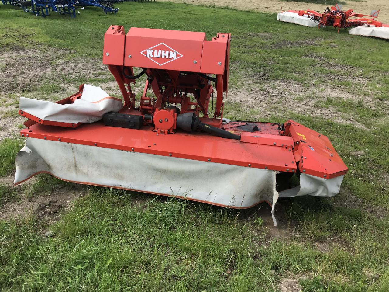 Kuhn FC883 & FC 313F-FF - Falciatrice: foto 2 Kuhn FC883 & FC 313F-FF - Falciatrice: foto 2