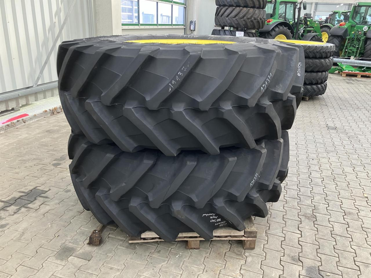 Trelleborg 650/85R38 - Pneumatico per Macchina agricola: foto 3 Trelleborg 650/85R38 - Pneumatico per Macchina agricola: foto 3