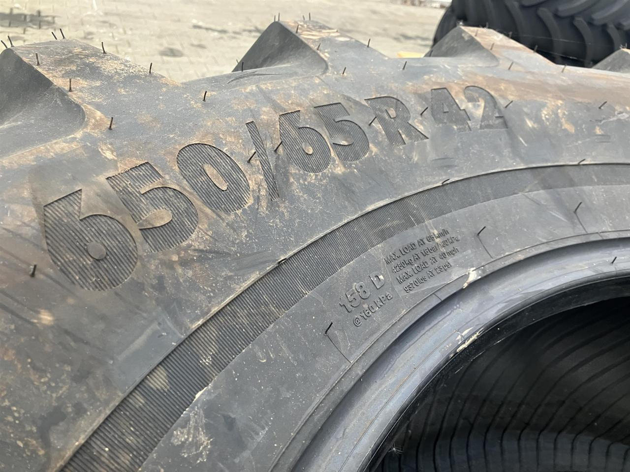 Vredestein 650/65R42 - Pneumatico per Macchina agricola: foto 4 Vredestein 650/65R42 - Pneumatico per Macchina agricola: foto 4