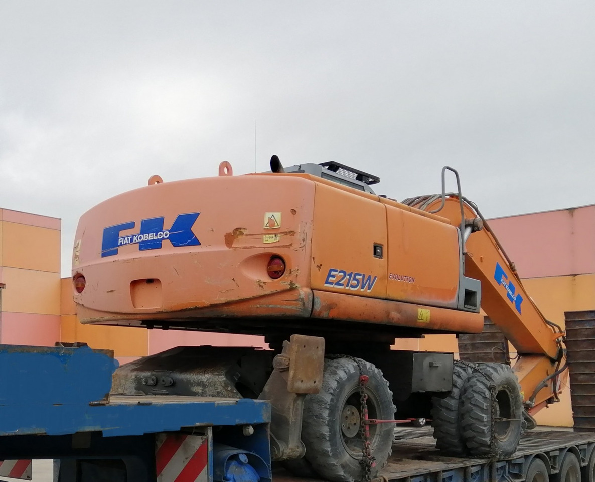 EXCABADORA DE RUEDAS E215W - Escavatore gommato: foto 3 EXCABADORA DE RUEDAS E215W - Escavatore gommato: foto 3