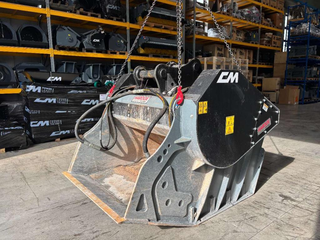 CM Crusher CBF 120 Crusher Bucket - USED - Benna per Macchina da cantiere: foto 4 CM Crusher CBF 120 Crusher Bucket - USED - Benna per Macchina da cantiere: foto 4