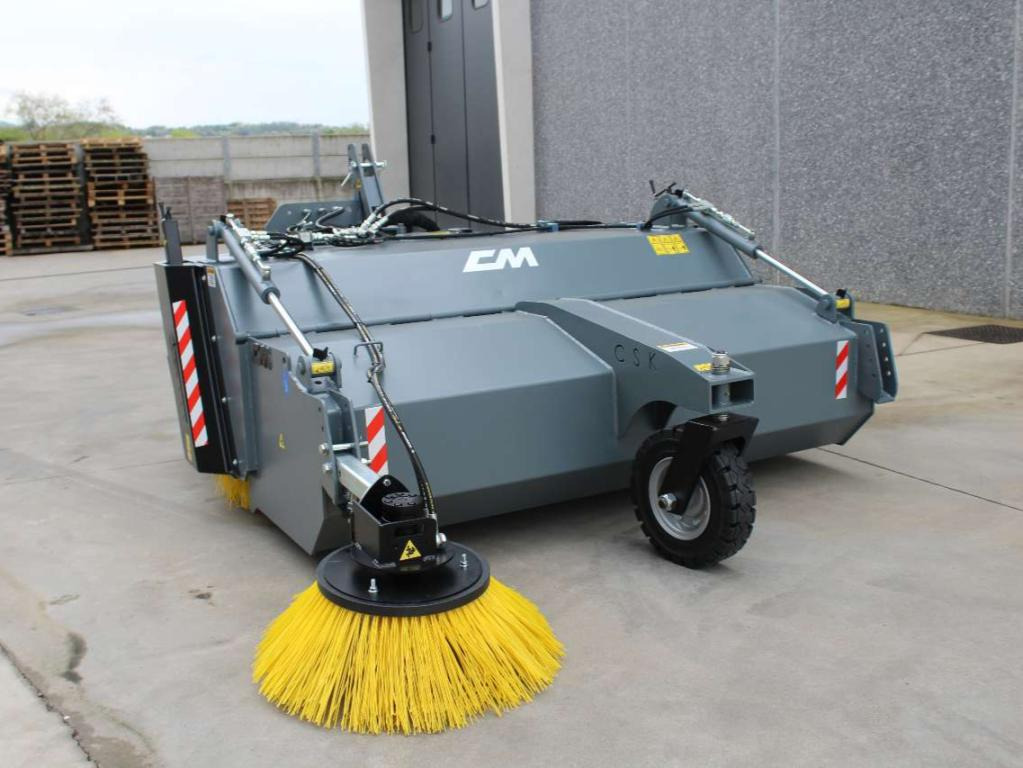 CM Crusher CSK 200 Sweeping Bucket - Spazzola per Minipala: foto 2 CM Crusher CSK 200 Sweeping Bucket - Spazzola per Minipala: foto 2