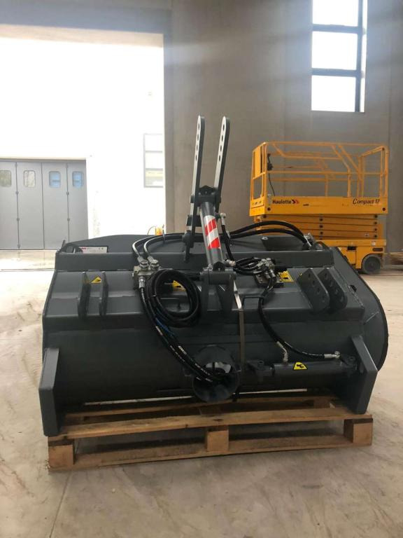 CM Crusher MIX 300 Mixing Bucket - Benna per Trattore: foto 2 CM Crusher MIX 300 Mixing Bucket - Benna per Trattore: foto 2