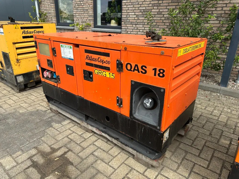 Atlas-Copco QAS 18 Yanmar Mecc Alte Spa 18 kVA Silent generatorset - Gruppo elettrogeno: foto 2 Atlas-Copco QAS 18 Yanmar Mecc Alte Spa 18 kVA Silent generatorset - Gruppo elettrogeno: foto 2