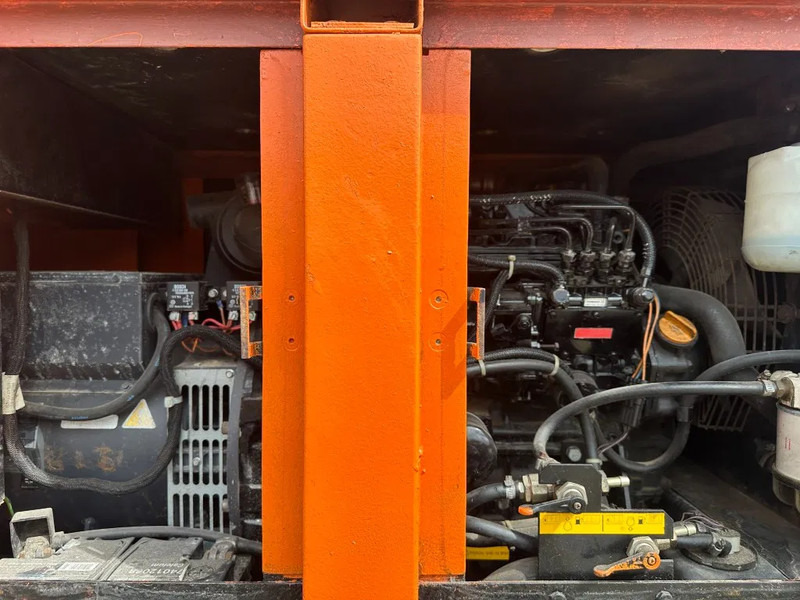 Atlas-Copco QAS 18 Yanmar Mecc Alte Spa 18 kVA Silent generatorset - Gruppo elettrogeno: foto 3 Atlas-Copco QAS 18 Yanmar Mecc Alte Spa 18 kVA Silent generatorset - Gruppo elettrogeno: foto 3
