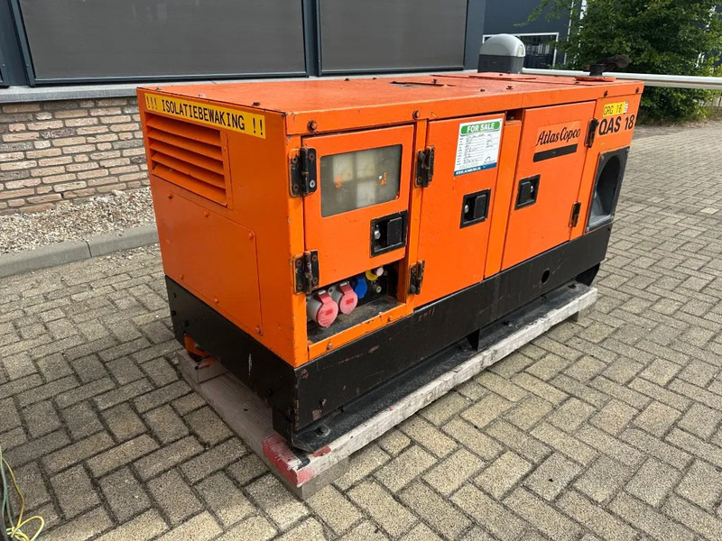Atlas-Copco QAS 18 Yanmar Mecc Alte Spa 18 kVA Silent generatorset - Gruppo elettrogeno: foto 4 Atlas-Copco QAS 18 Yanmar Mecc Alte Spa 18 kVA Silent generatorset - Gruppo elettrogeno: foto 4