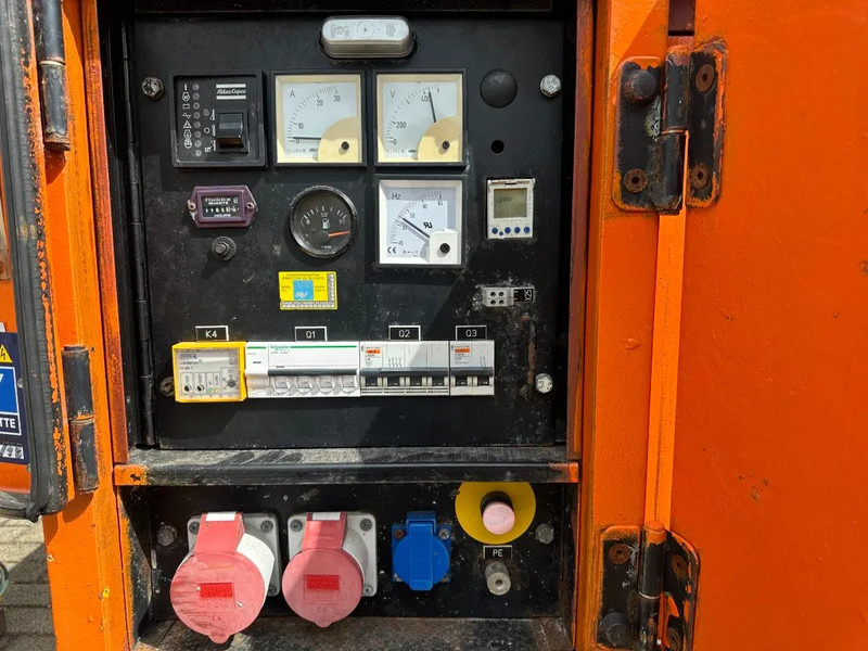 Atlas-Copco QAS 18 Yanmar Mecc Alte Spa 18 kVA Silent generatorset - Gruppo elettrogeno: foto 2 Atlas-Copco QAS 18 Yanmar Mecc Alte Spa 18 kVA Silent generatorset - Gruppo elettrogeno: foto 2