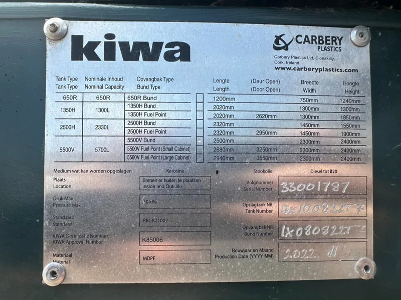 Carbery 5500 V Kiwa Dubbelwandig met mangat Dubbelwandige Brandstoftank Dieseltank Kiwa 5700 liter New ! - Camion cisterna: foto 3 Carbery 5500 V Kiwa Dubbelwandig met mangat Dubbelwandige Brandstoftank Dieseltank Kiwa 5700 liter New ! - Camion cisterna: foto 3