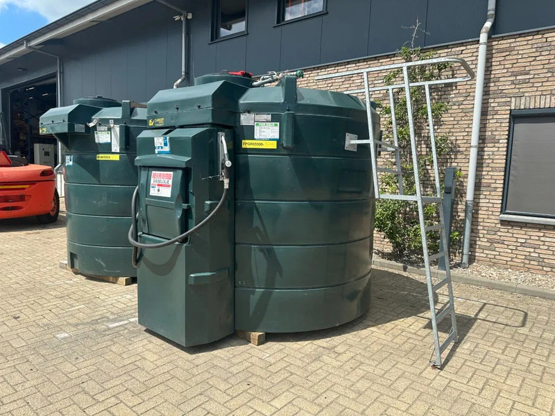 Carbery 5500 V Kiwa Dubbelwandig met mangat Dubbelwandige Brandstoftank Dieseltank Kiwa 5700 liter New ! - Camion cisterna: foto 4 Carbery 5500 V Kiwa Dubbelwandig met mangat Dubbelwandige Brandstoftank Dieseltank Kiwa 5700 liter New ! - Camion cisterna: foto 4