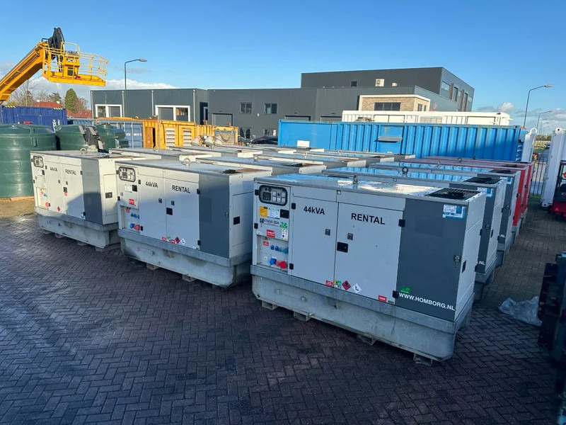 Europower EPUS44TDE Kubota leroy Somer 44 kVA Supersilent Rental generatorset - Gruppo elettrogeno: foto 5 Europower EPUS44TDE Kubota leroy Somer 44 kVA Supersilent Rental generatorset - Gruppo elettrogeno: foto 5